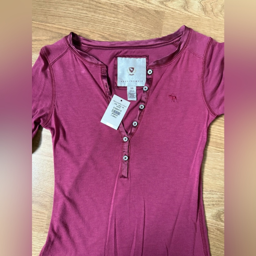 Abercrombie & Fitch Extremely Rare Vintage Y2K Long Sleeve Maroon Henley Top - Picture 3 of 7